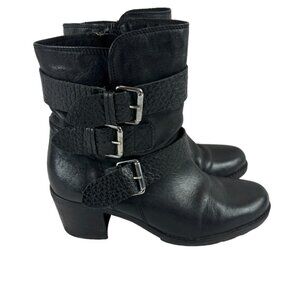 Clarks Women's 8.5 M Black Leather Fernwood Lake Triple Buckle Heel Moto Boots